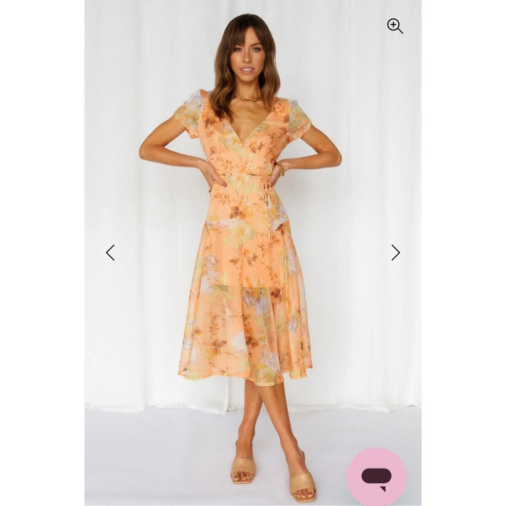 NWTHello Molly Women’s Orange Floral V-Neck Fit & Flare Midi Dress Lightweight S